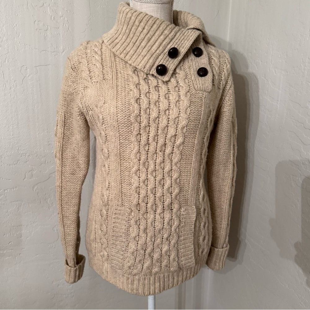 Vintage By Pops Women's Ivory Wool Cable Knit Button Up Collar Pull Over Sweater